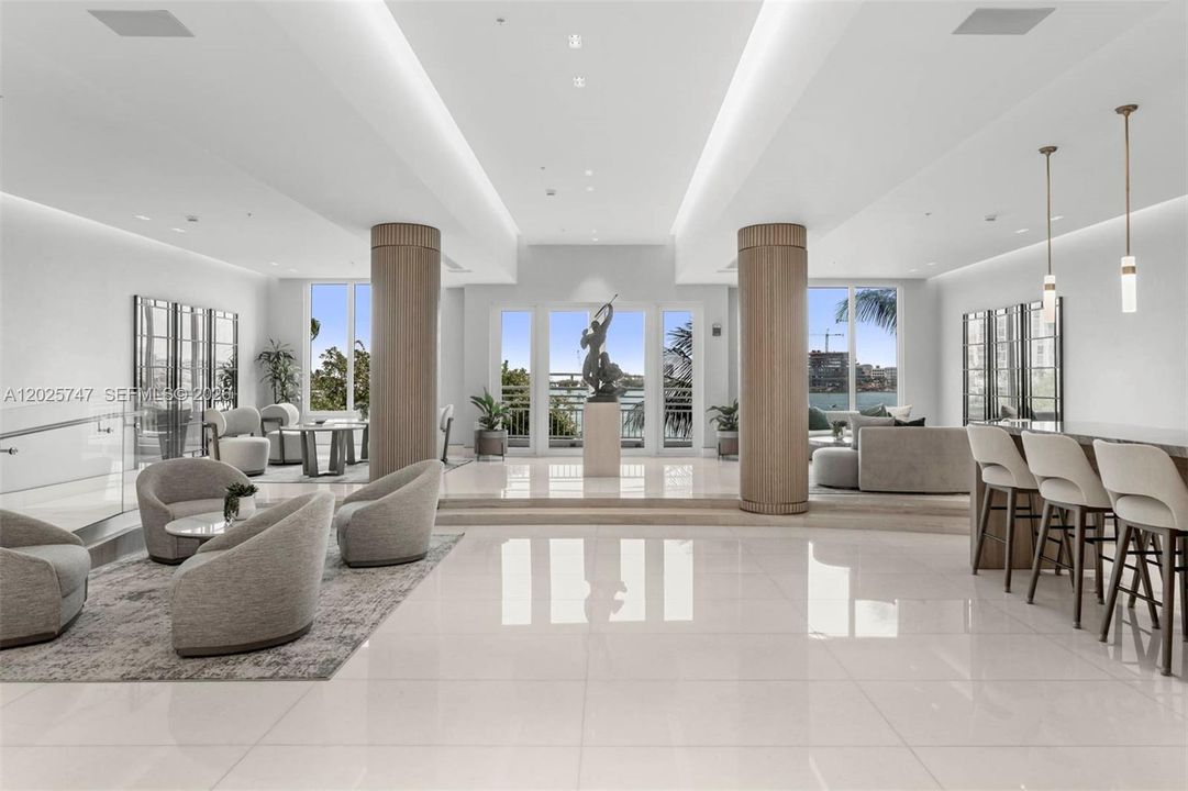 For Sale: $620,000 (1 beds, 1 baths, 780 Square Feet)