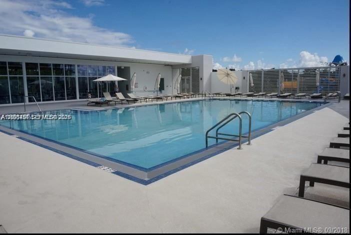 For Rent: $3,600 (3 beds, 3 baths, 1801 Square Feet)