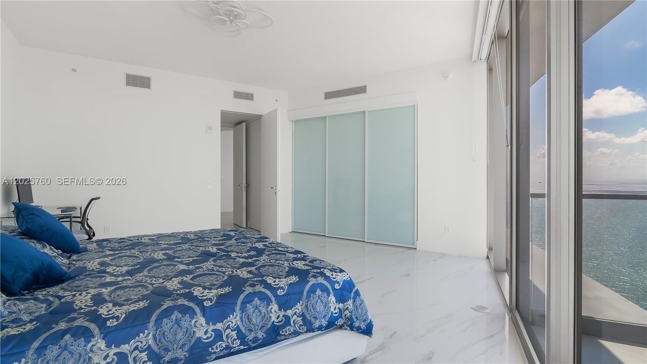 For Sale: $3,350,000 (2 beds, 2 baths, 1661 Square Feet)