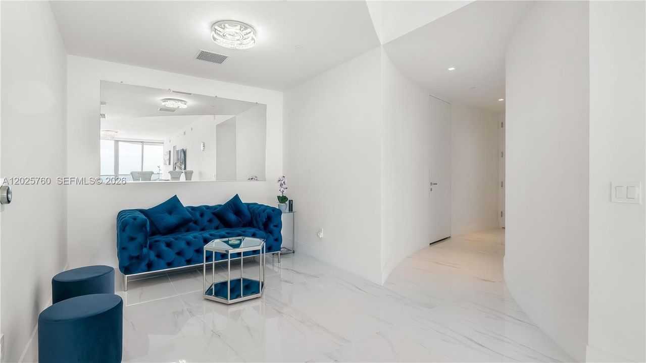 For Sale: $3,350,000 (2 beds, 2 baths, 1661 Square Feet)