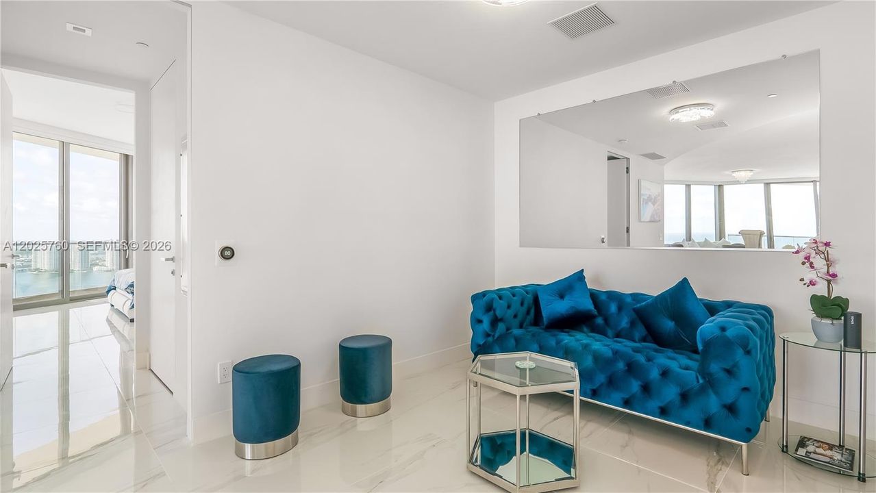 For Sale: $3,350,000 (2 beds, 2 baths, 1661 Square Feet)