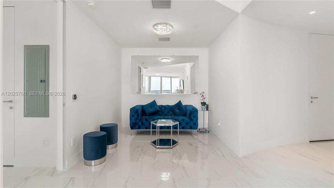For Sale: $3,350,000 (2 beds, 2 baths, 1661 Square Feet)