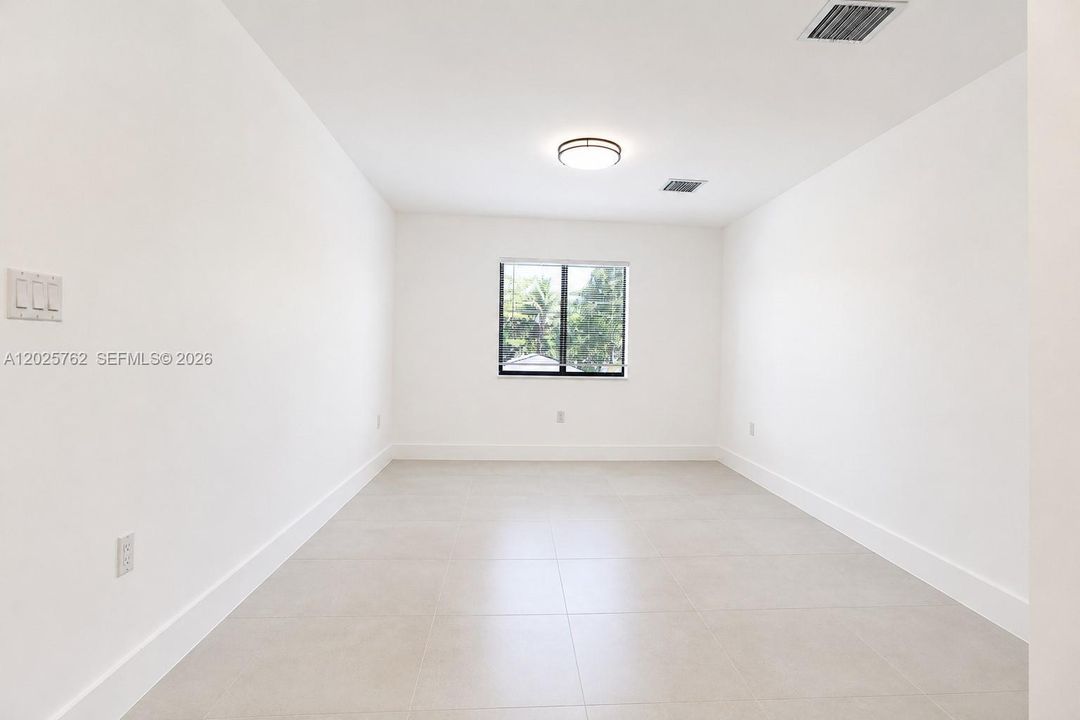 En Renta: $3,000 (3 camas, 2 baños, 1000 Pies cuadrados)