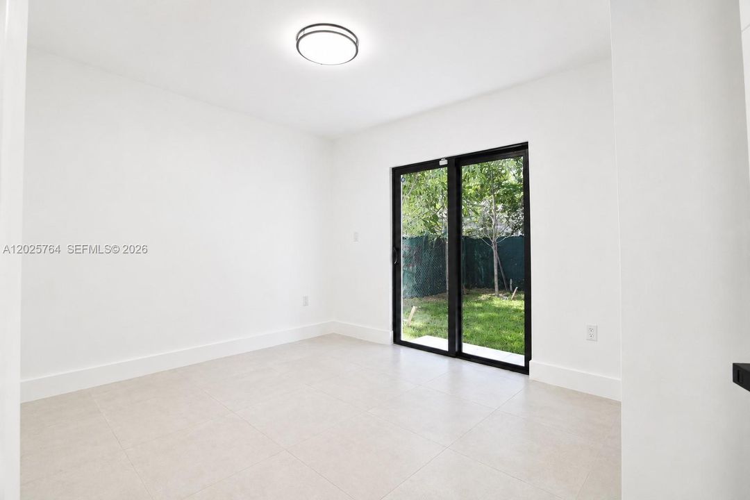 En Renta: $3,200 (3 camas, 2 baños, 1000 Pies cuadrados)