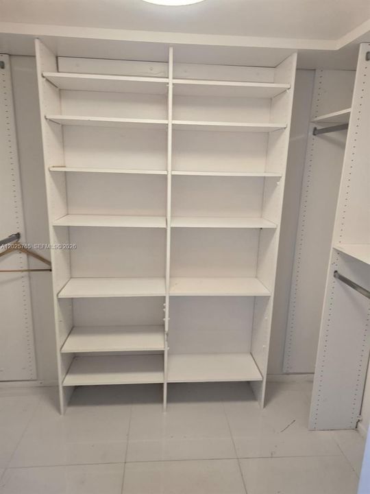 For Rent: $3,100 (2 beds, 2 baths, 1358 Square Feet)