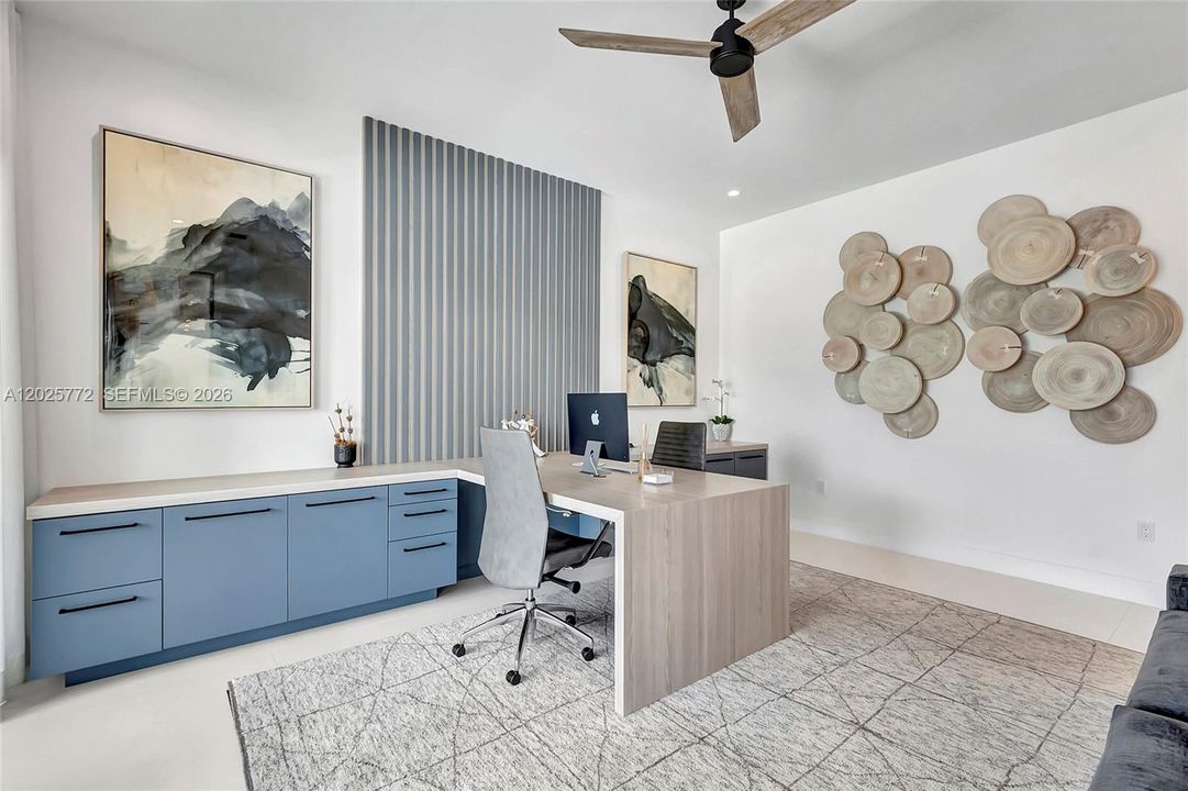 For Rent: $18,000 (5 beds, 5 baths, 4084 Square Feet)