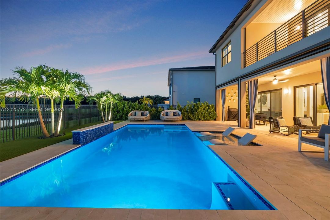 For Rent: $18,000 (5 beds, 5 baths, 4084 Square Feet)