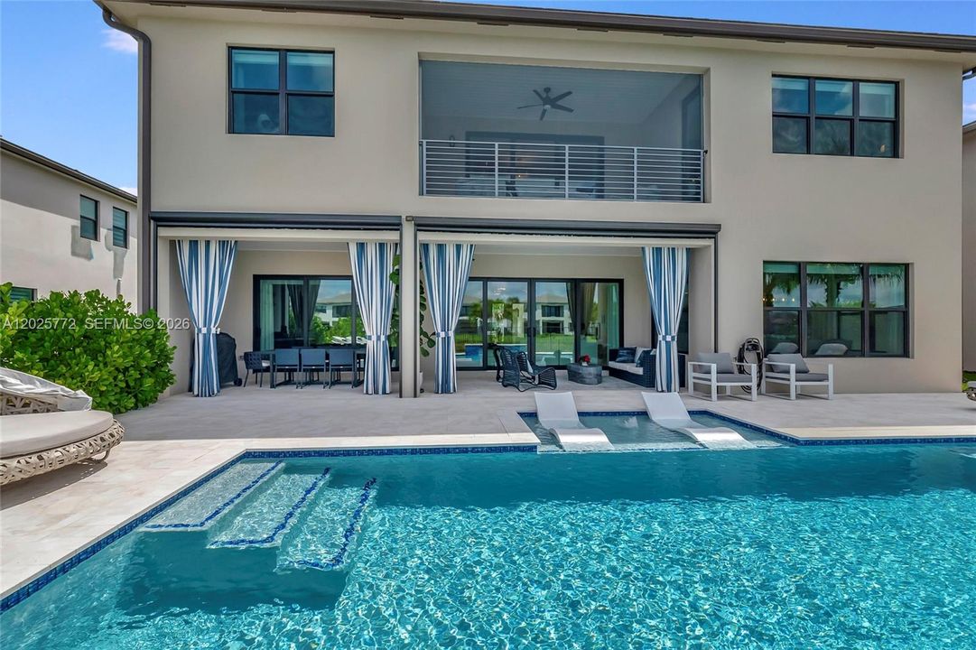 For Rent: $18,000 (5 beds, 5 baths, 4084 Square Feet)