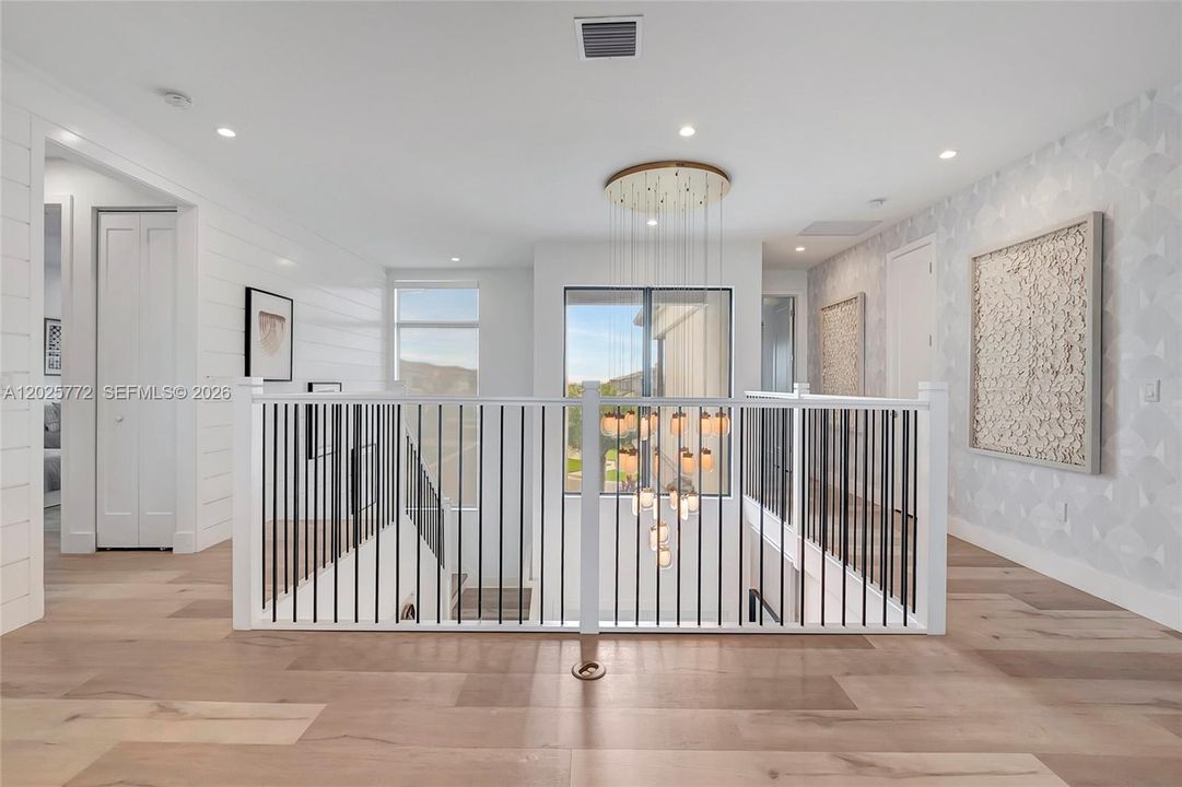 For Rent: $18,000 (5 beds, 5 baths, 4084 Square Feet)