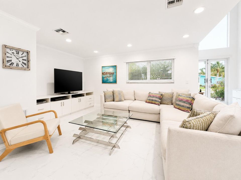Living room 2