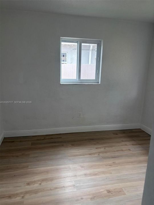 For Sale: $549,000 (3 beds, 2 baths, 1262 Square Feet)