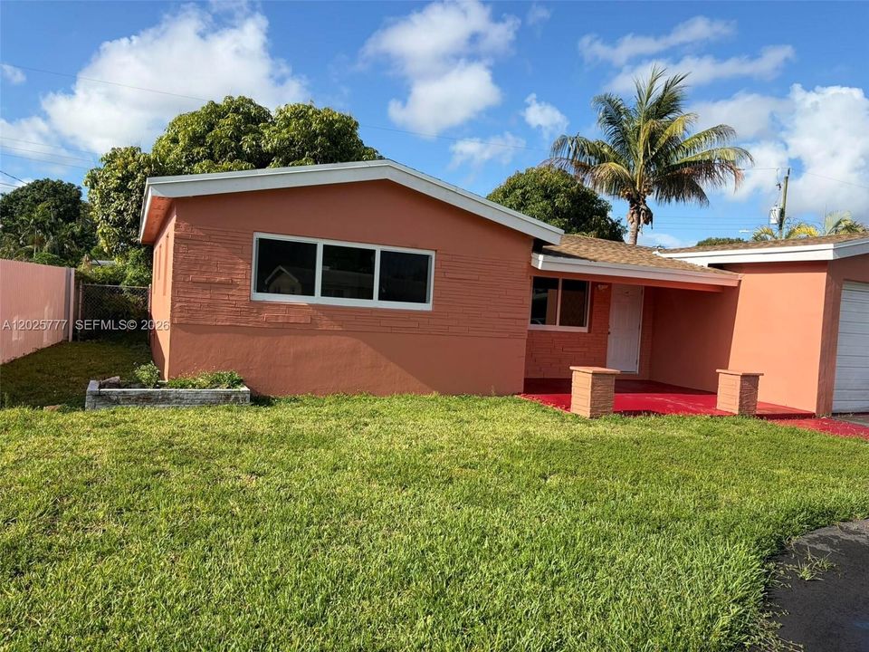 For Sale: $549,000 (3 beds, 2 baths, 1262 Square Feet)