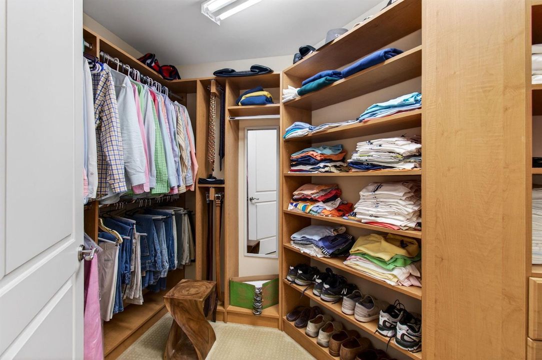 Primary Closet2