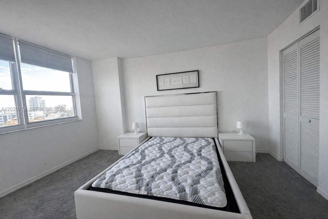 For Rent: $6,200 (2 beds, 2 baths, 1080 Square Feet)