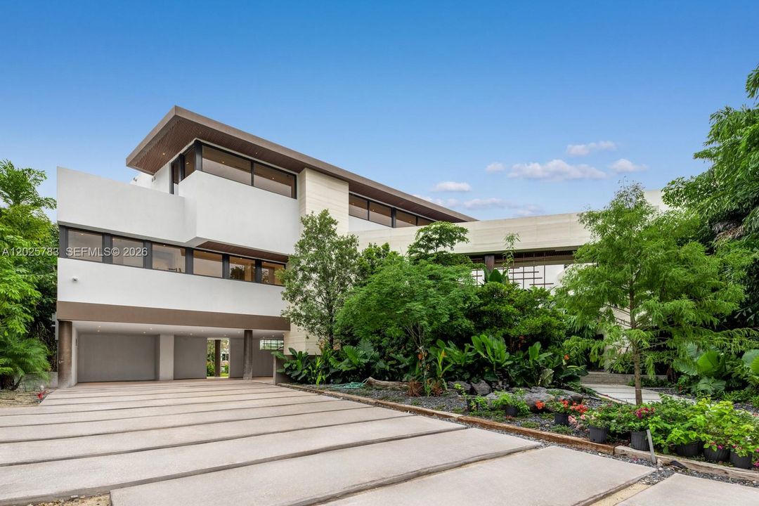 На продажу: $40,000,000 (6 спален, 7 ванн, 0 Квадратных фут)