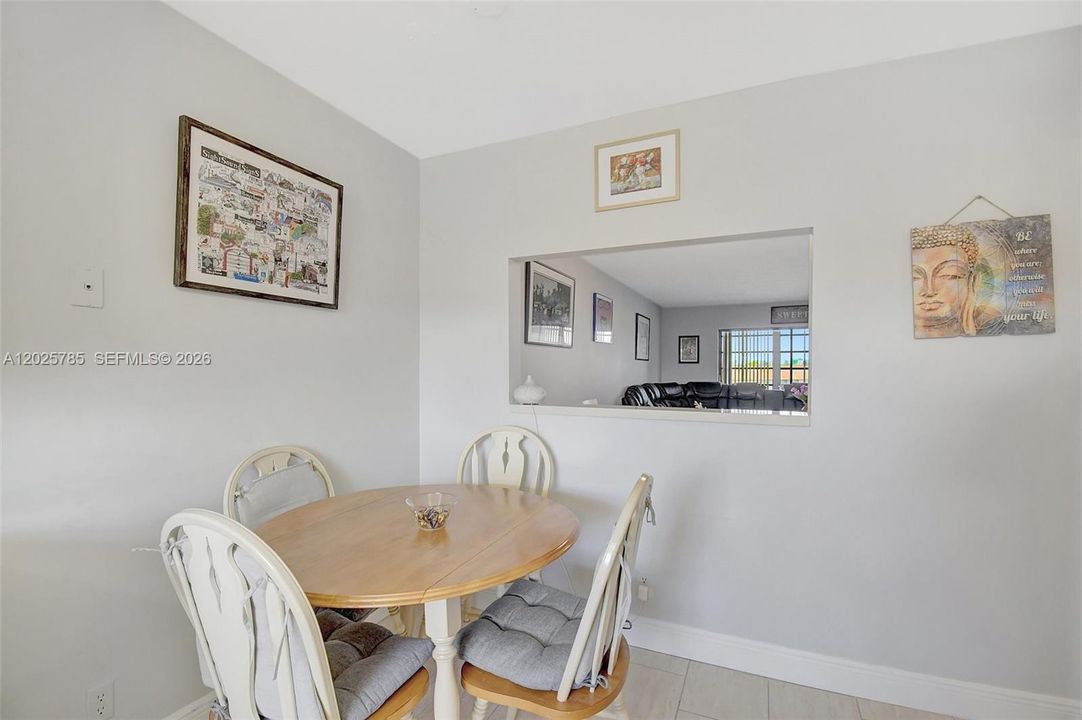 For Sale: $159,000 (2 beds, 2 baths, 1110 Square Feet)