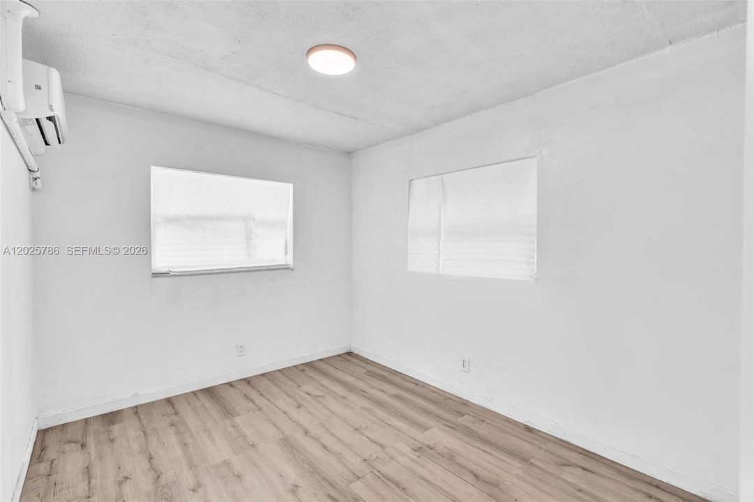 En Renta: $2,600 (3 camas, 1 baños, 2504 Pies cuadrados)