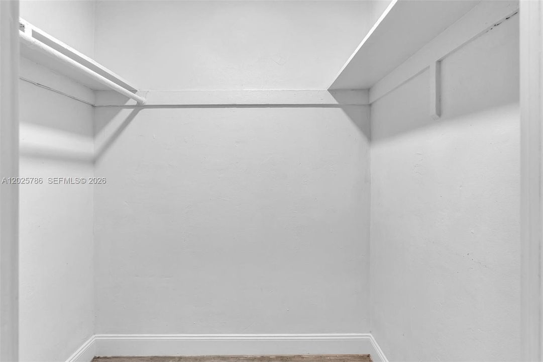 En Renta: $2,600 (3 camas, 1 baños, 2504 Pies cuadrados)