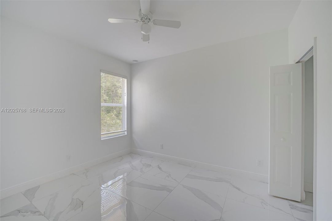 В аренду: $2,099 (4 спален, 2 ванн, 1534 Квадратных фут)