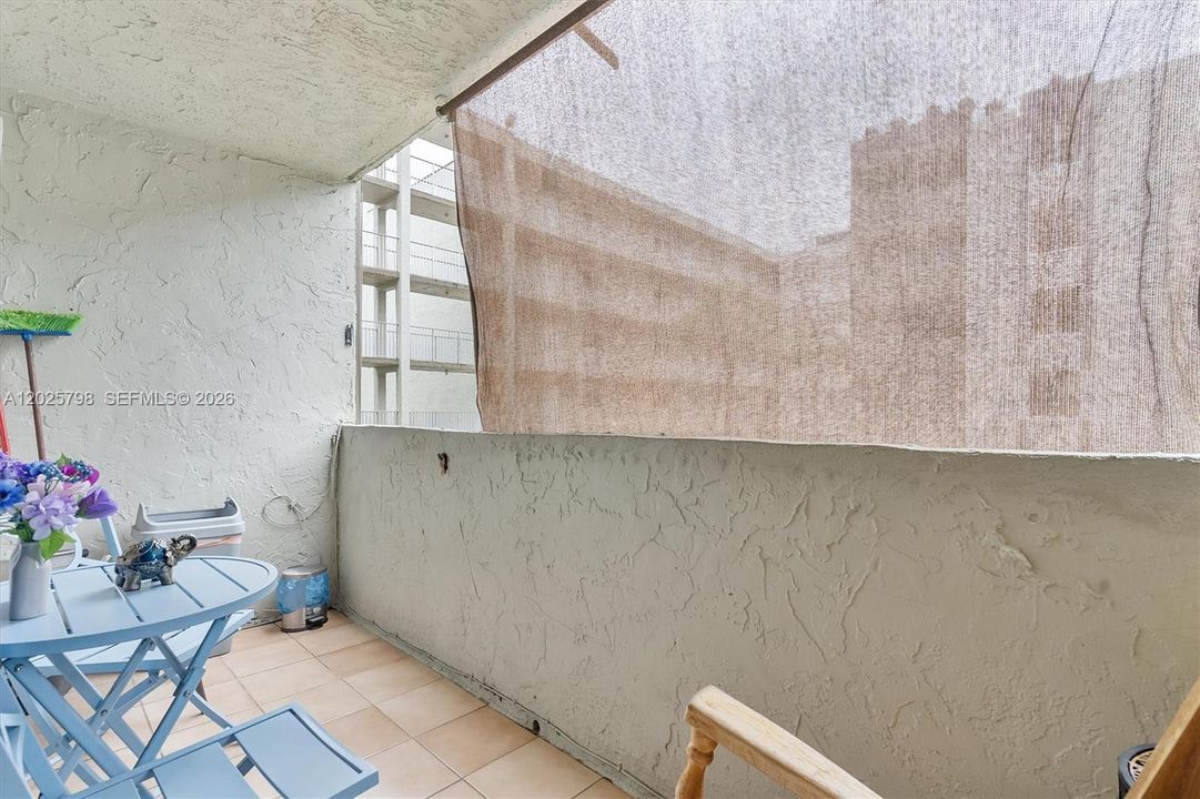 For Sale: $247,500 (2 beds, 2 baths, 960 Square Feet)