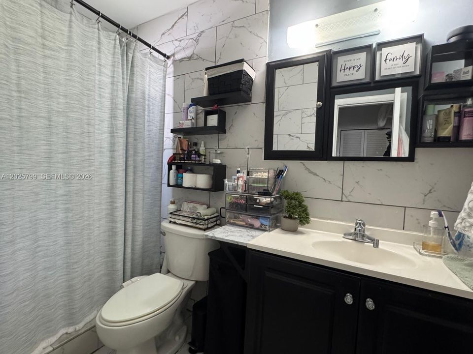 For Sale: $600,000 (0 beds, 0 baths, 3214 Square Feet)