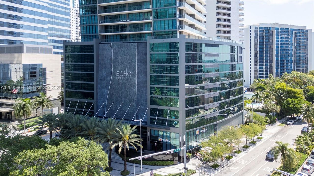 Brickell Ave - Echo Brickell Building.