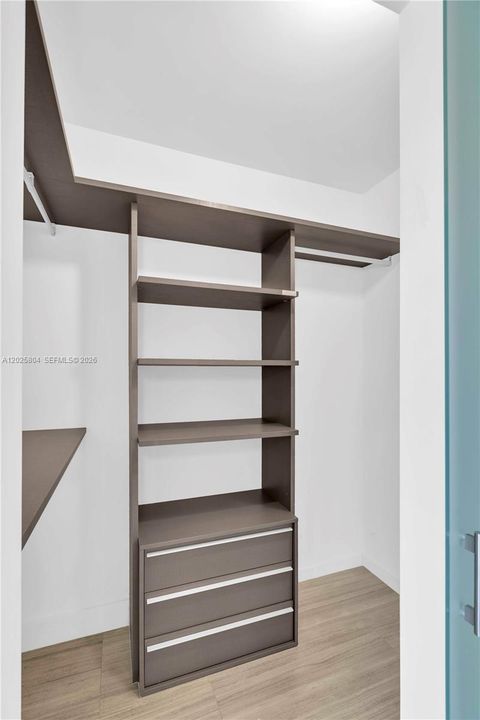 Walking closet.