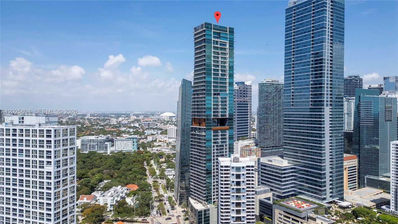 Welcome to the Brickell Ave, Welcome to the  Echo Brickell Building