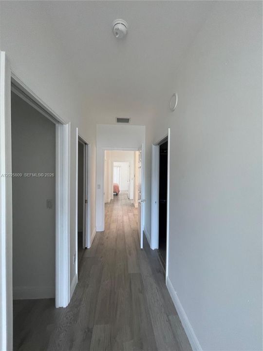 En Renta: $3,250 (4 camas, 2 baños, 1942 Pies cuadrados)
