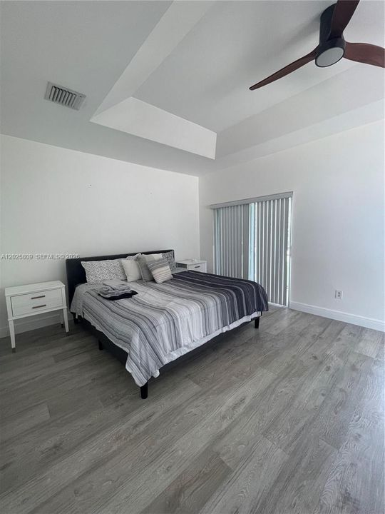 En Renta: $3,250 (4 camas, 2 baños, 1942 Pies cuadrados)