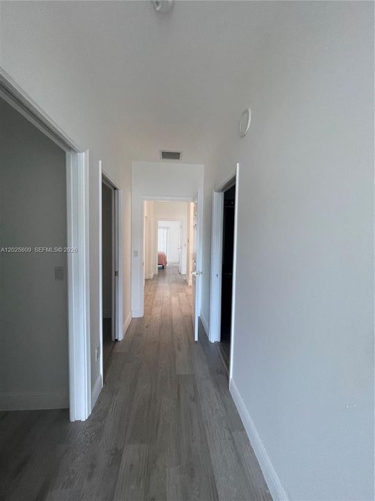 En Renta: $3,250 (4 camas, 2 baños, 1942 Pies cuadrados)