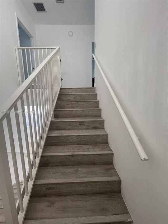 En Renta: $3,250 (4 camas, 2 baños, 1942 Pies cuadrados)