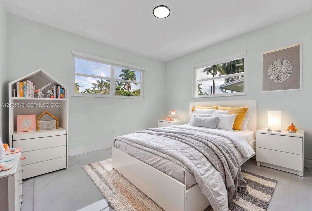 For Sale: $820,000 (3 beds, 2 baths, 1697 Square Feet)