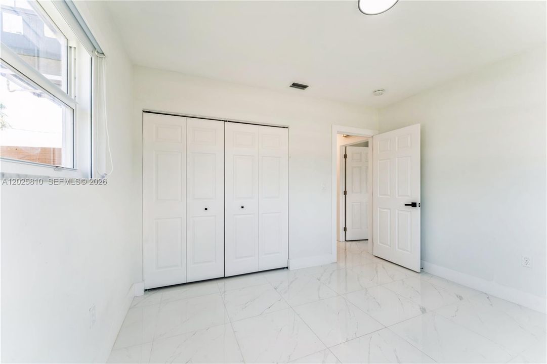 For Sale: $820,000 (3 beds, 2 baths, 1697 Square Feet)