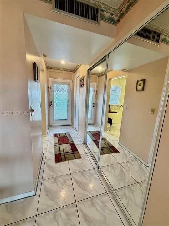 En Venta: $89,900 (1 camas, 1 baños, 768 Pies cuadrados)