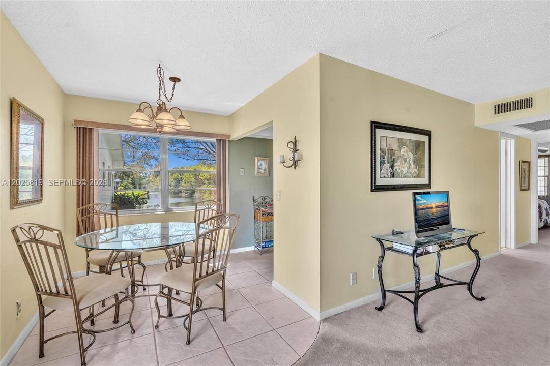 For Sale: $119,000 (2 beds, 1 baths, 820 Square Feet)