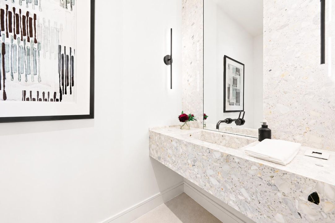 powder room