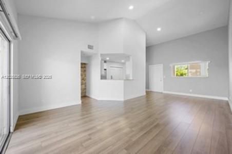 For Sale: $248,000 (2 beds, 2 baths, 1096 Square Feet)
