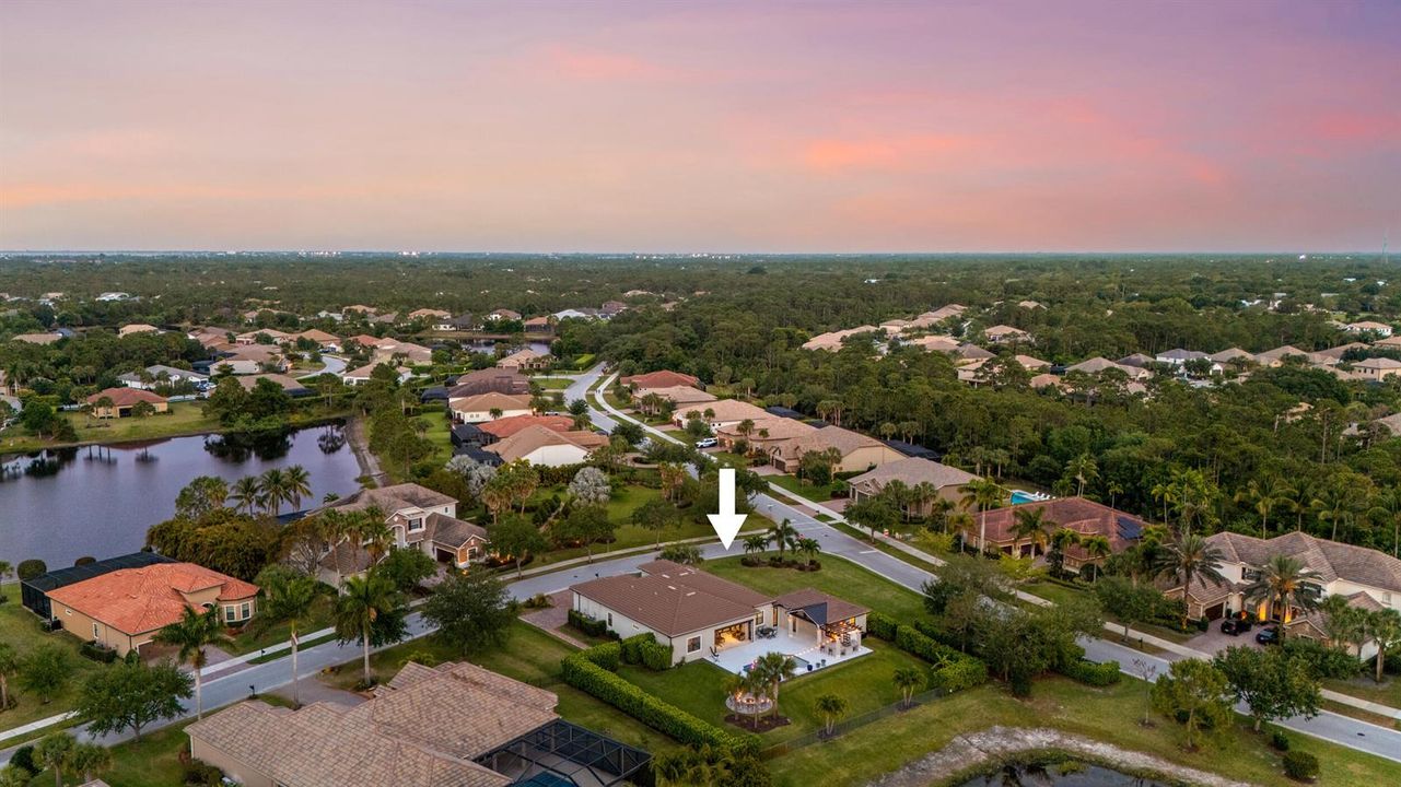 86_dji_20250421200408_0781_d_arrow