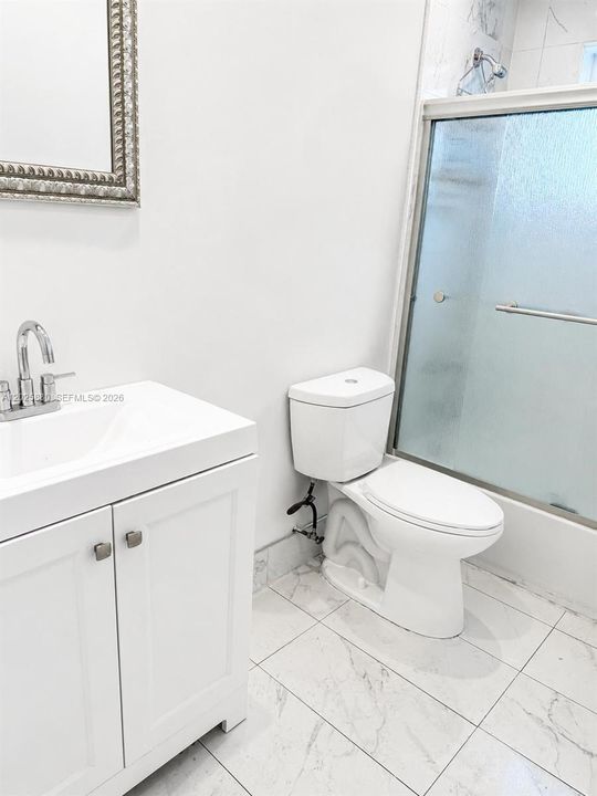 For Rent: $3,200 (3 beds, 2 baths, 1537 Square Feet)