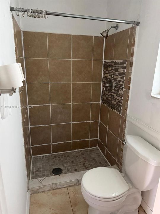 For Rent: $3,200 (3 beds, 2 baths, 1537 Square Feet)
