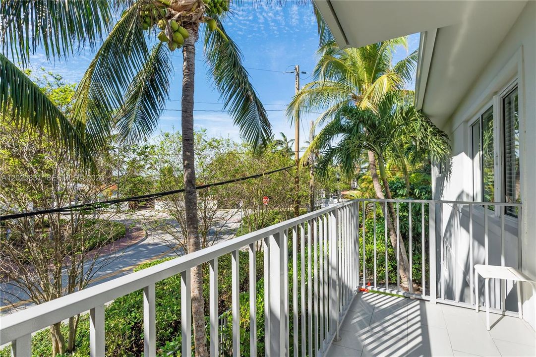 For Rent: $2,750 (8 beds, 6 baths, 4686 Square Feet)