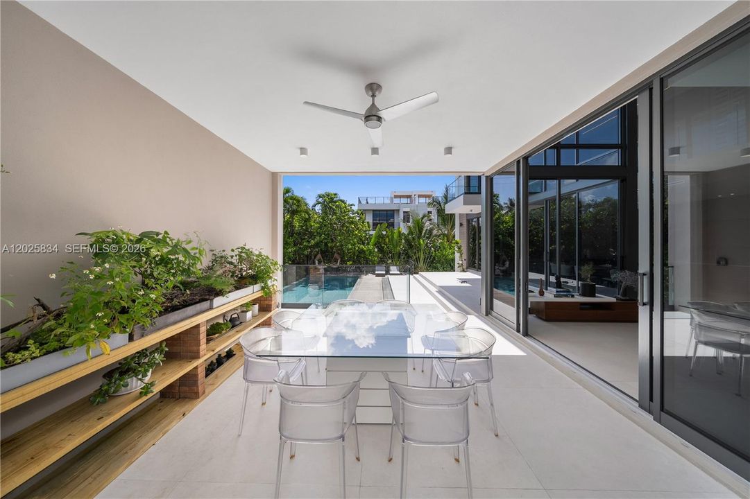 For Sale: $7,490,000 (5 beds, 5 baths, 3768 Square Feet)