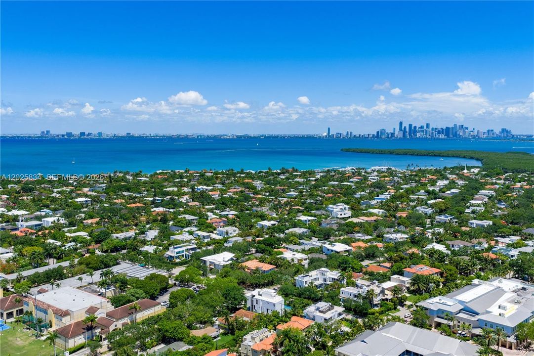 For Sale: $7,490,000 (5 beds, 5 baths, 3768 Square Feet)
