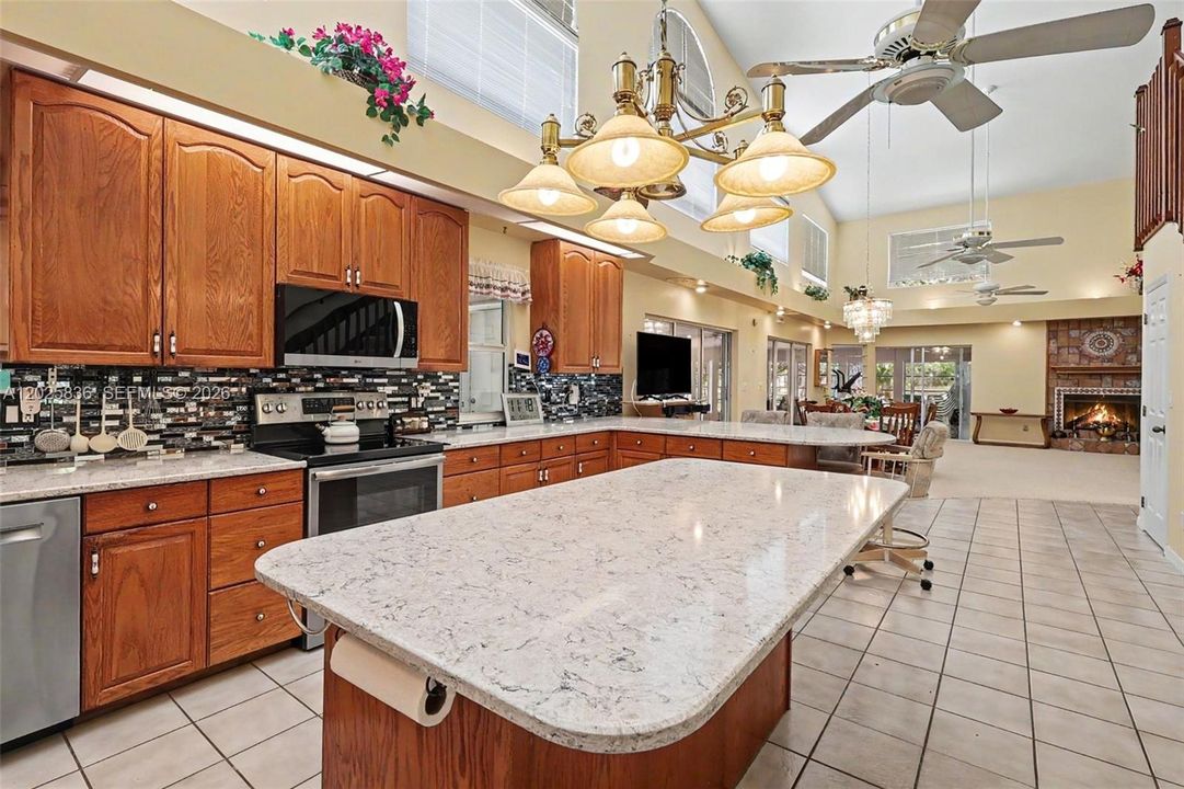 3079 Frontier Cir, LaBelle FL 33935