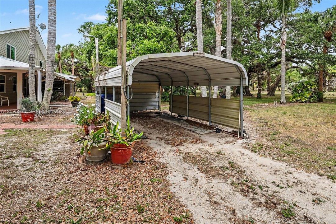3079 Frontier Cir, LaBelle FL 33935