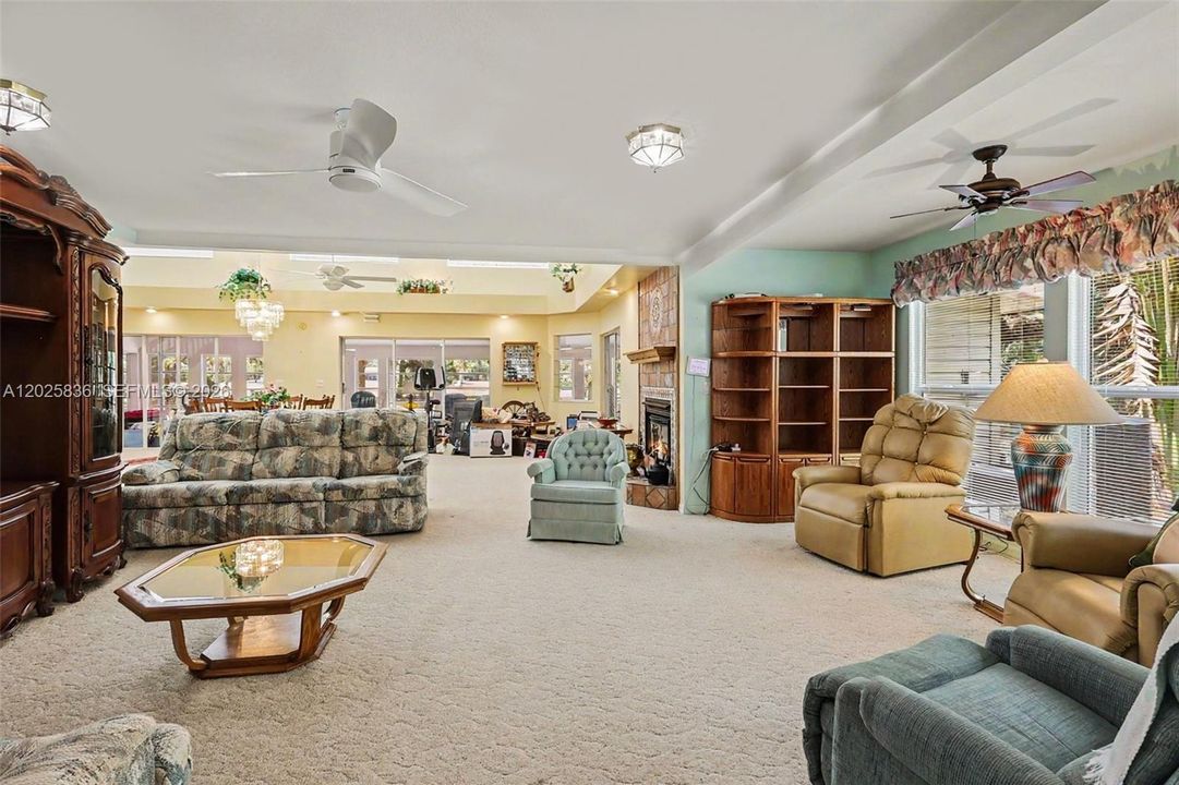 3079 Frontier Cir, LaBelle FL 33935