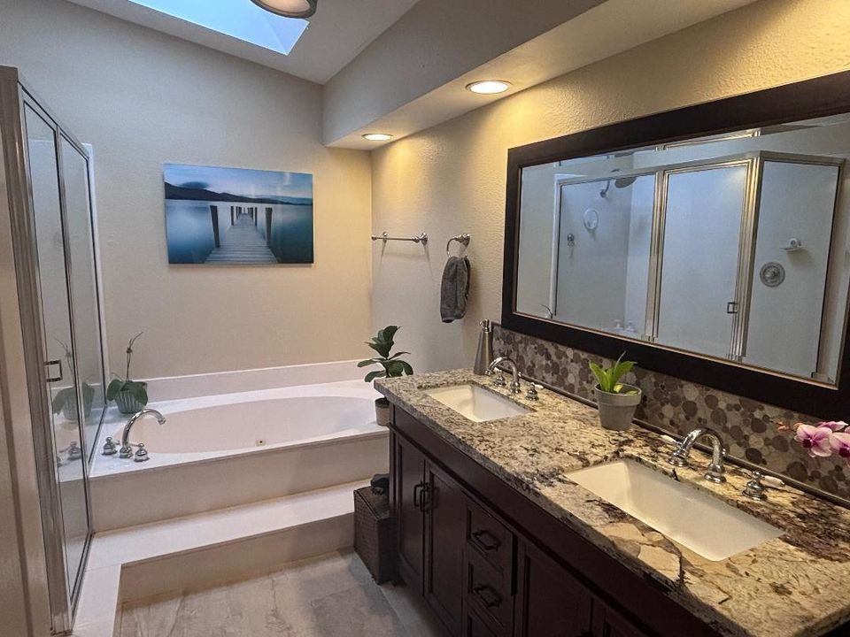 12-masterbath