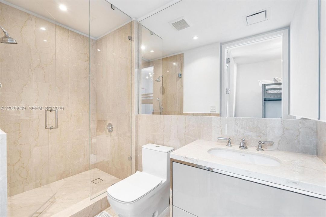 For Sale: $5,899,000 (3 beds, 3 baths, 2137 Square Feet)