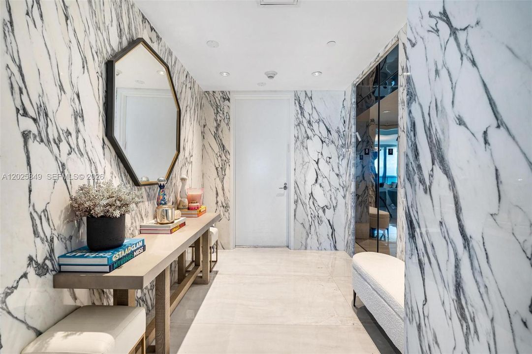 For Sale: $5,899,000 (3 beds, 3 baths, 2137 Square Feet)